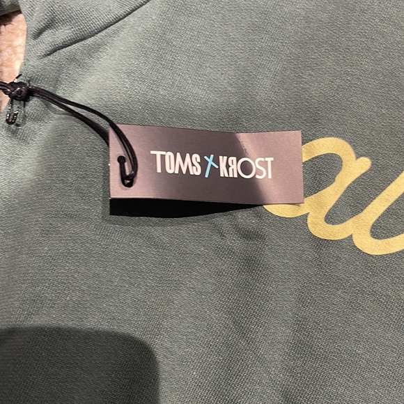 Brand New THE MAX CREWNECK KROST X TOMS - Picture 4 of 10